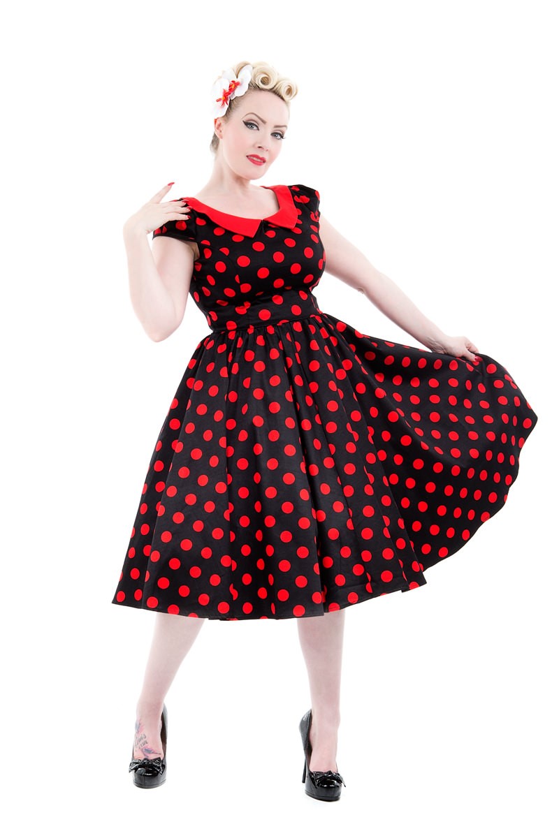 9060 Carla Dress in Red Dots